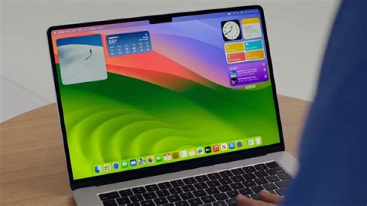 A clear macOS desktop with application windows hidden off the edges