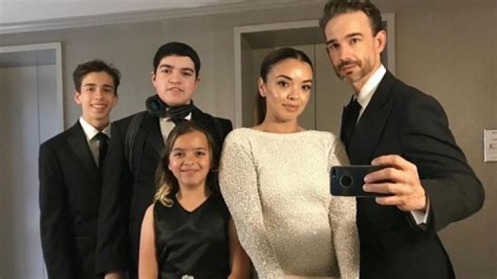 Anel Lopez has got three kids, 2 sons, Ethan Gorham and Lucas Gorham