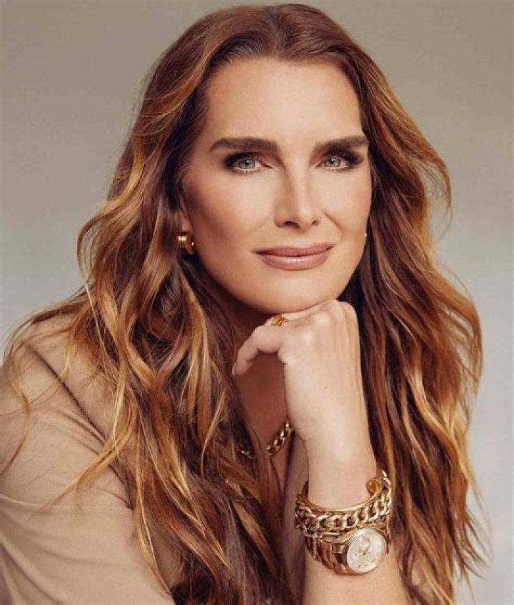 	BROOKE SHIELDS	