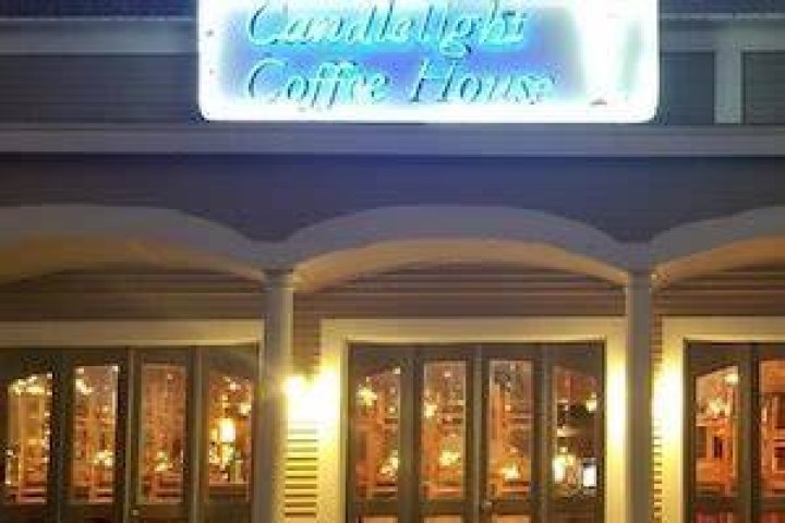 	CANDLELIGHT COFFEEHOUSE	