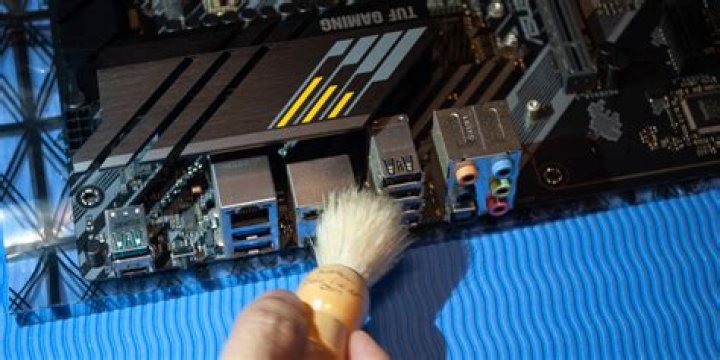 dusting off io ports on motherboard