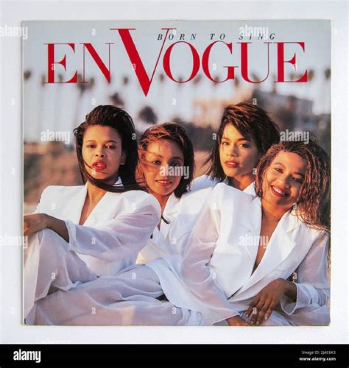 En Vogue's Cindy Herron (60) Announces Divorce & Her DMs Flooded w/ Messages From Men! Media