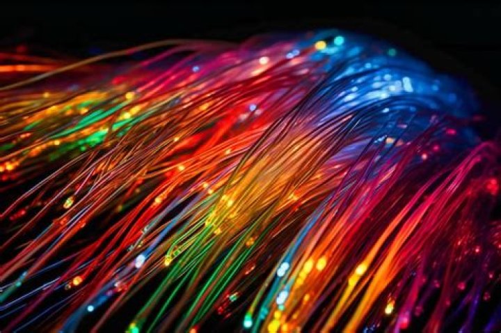 Glowing fiber optic strands