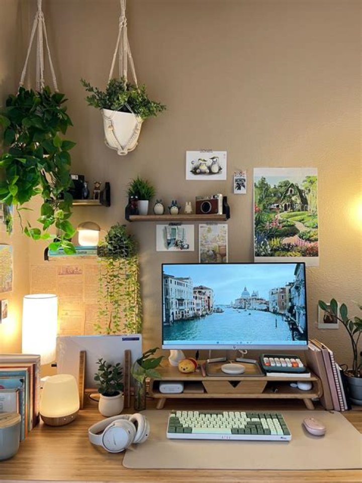 How to Create a Cozy Desktop Setup