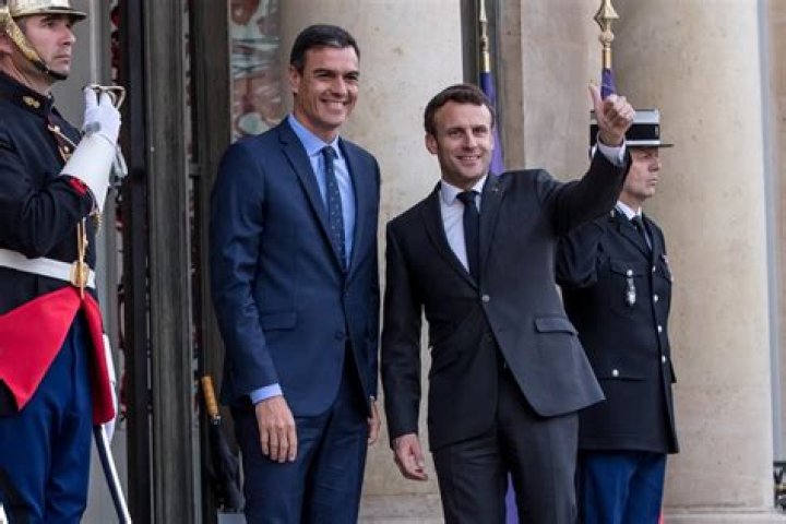 Macron Height / &iquest;Cu&aacute;nto mide Emmanuel Macron? Altura Real height