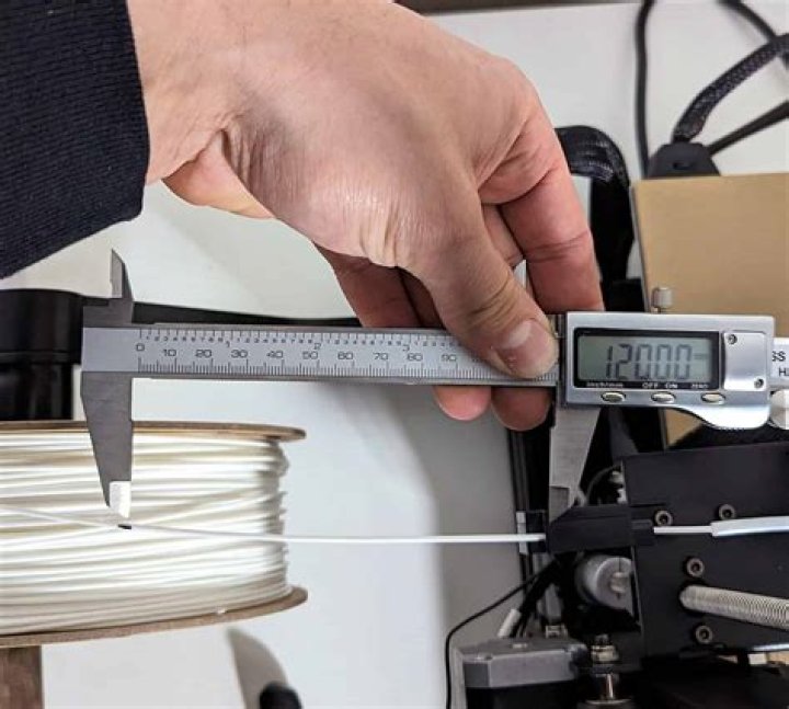 measuring 3d printer filament