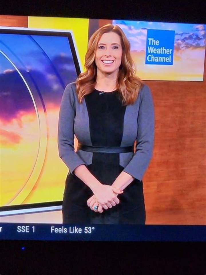 Meteorologist Stephanie Abrams net worth and salary on rise as her