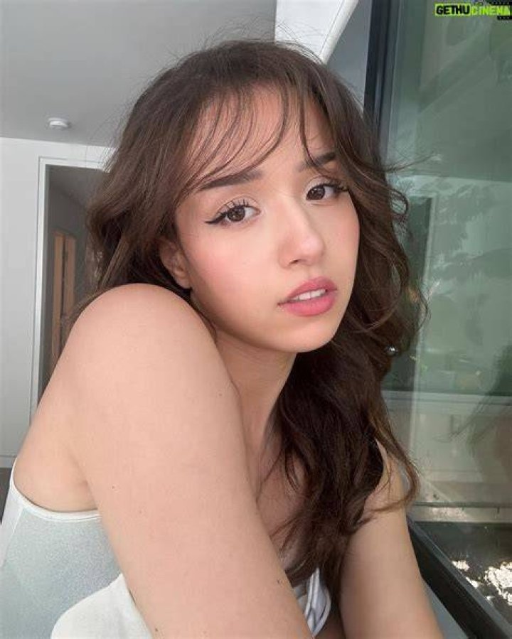 Pokimane, Instagram