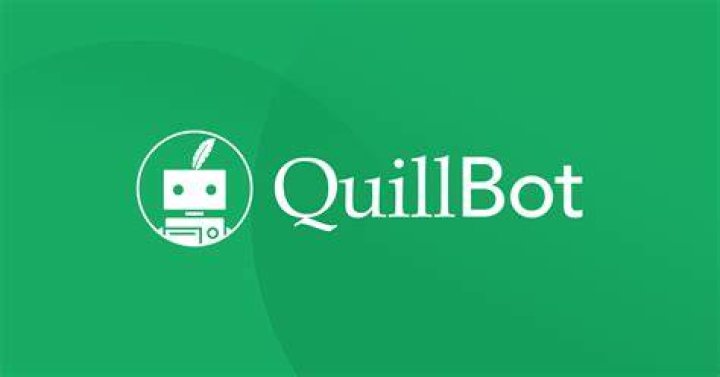 QuillBot's paraphrasing feature on website page