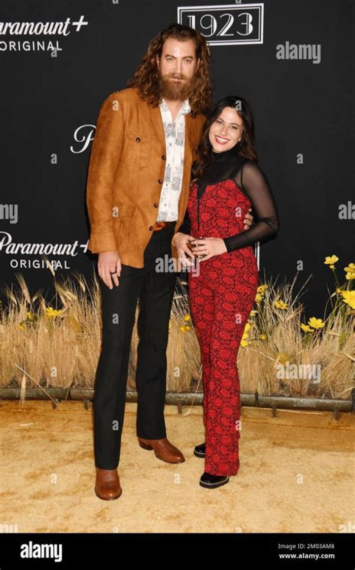 Rhett James McLaughlin's Net Worth, Wife, Height, Age, Kids