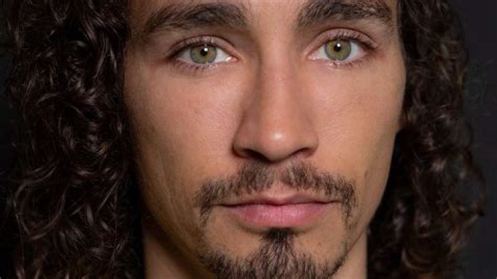Robert Sheehan It was difficult to watch Love/Hate carry on without me