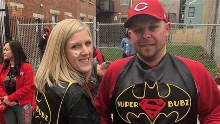 Superbubz's family gets special Joey Votto home run ball