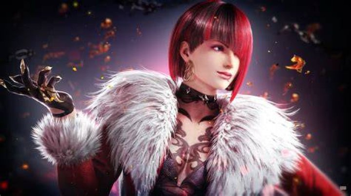 The player battles a witch named Alisa Travers, who&rsquo;s protected by a purple shield.