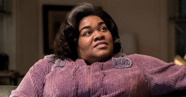 This Is Us coshowrunner Elizabeth Berger explains flash forwards Daily Mail Online