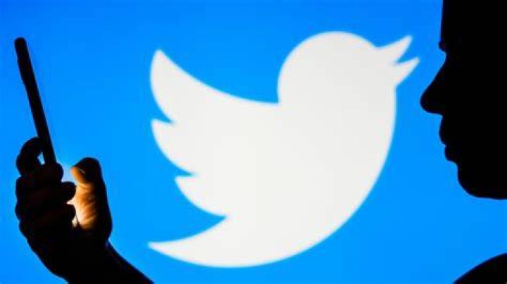 twitter don't add location information to tweets option