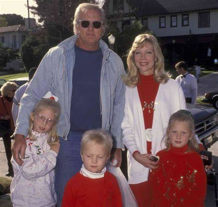 Who is Cameron Ely? Ron Ely&rsquo;s Son Bio, Wiki, Age, Wife, Children, Parents, Family, Height, Net
